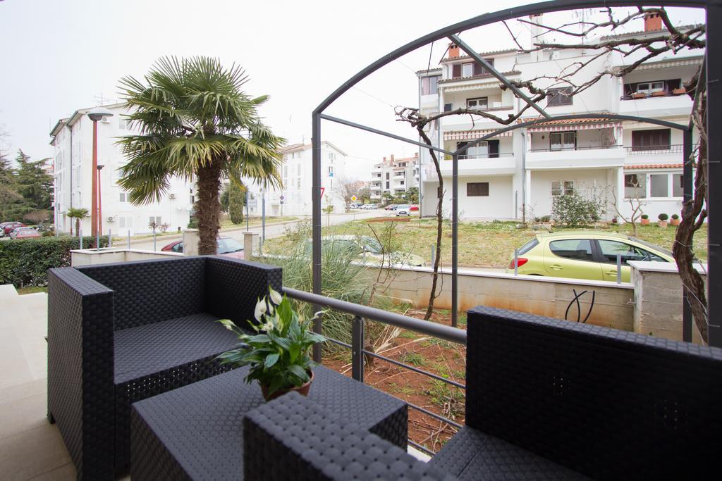 Apartments Adria Porec Exterior photo